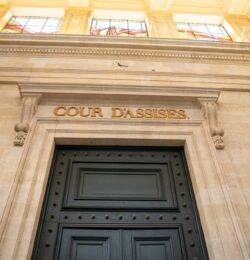 Photo exemple d'une cour d'assises